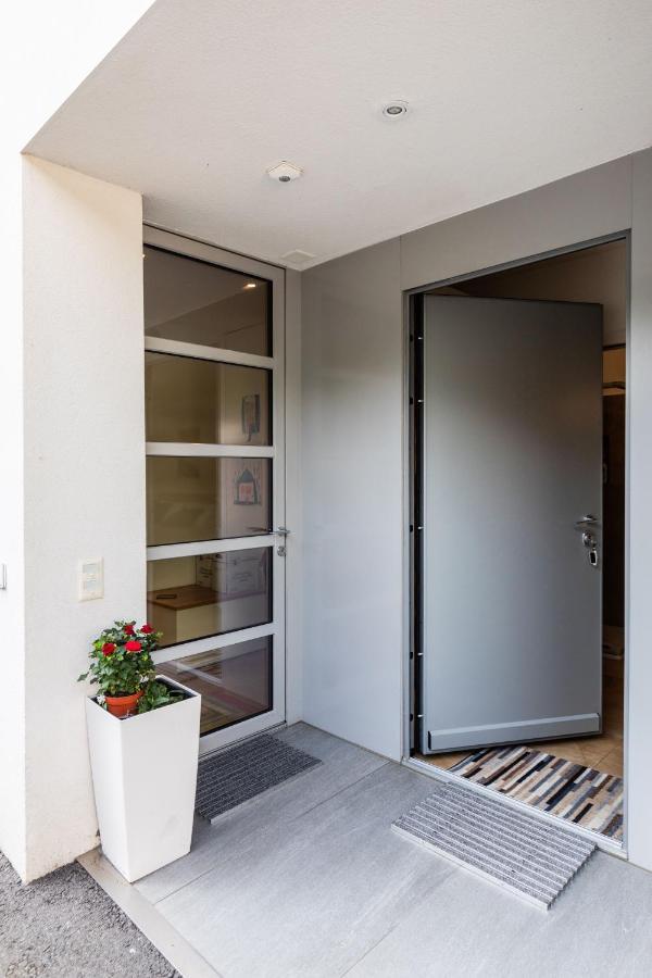 Appartement Easy Flat Vezia, Indipendent Entrance, Free Parking à Lugano Extérieur photo